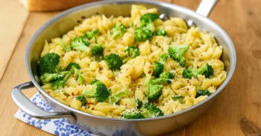 Easy 25-Minute Broccoli Pasta – Quick Weeknight Dinner Recipe
